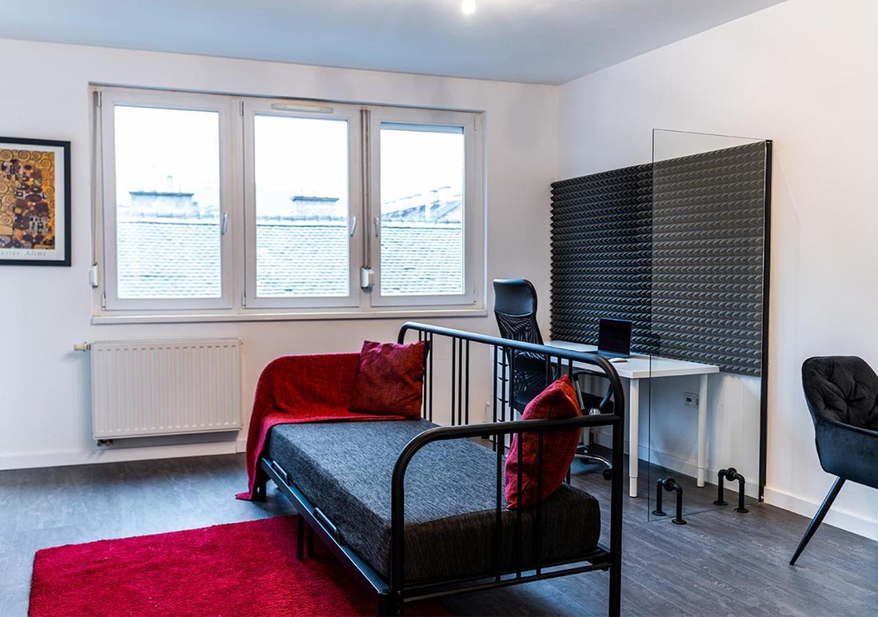 דירות בודפשט Free Parking - Downtown Location, Balcony & Nespresso מראה חיצוני תמונה